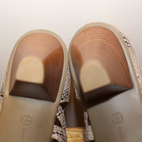 NWOT: Giani Bernini Snakeskin Print Zip Up Heels - Sz 9 - Picture 6 of 7